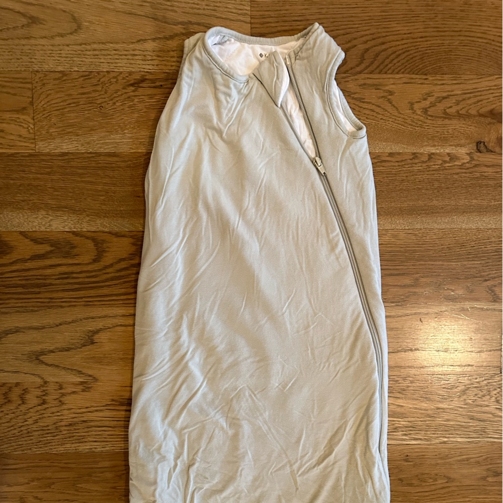 KYTE BABY SLEEP SACK 1.0 TOG PALE GREEN 6-18 months
